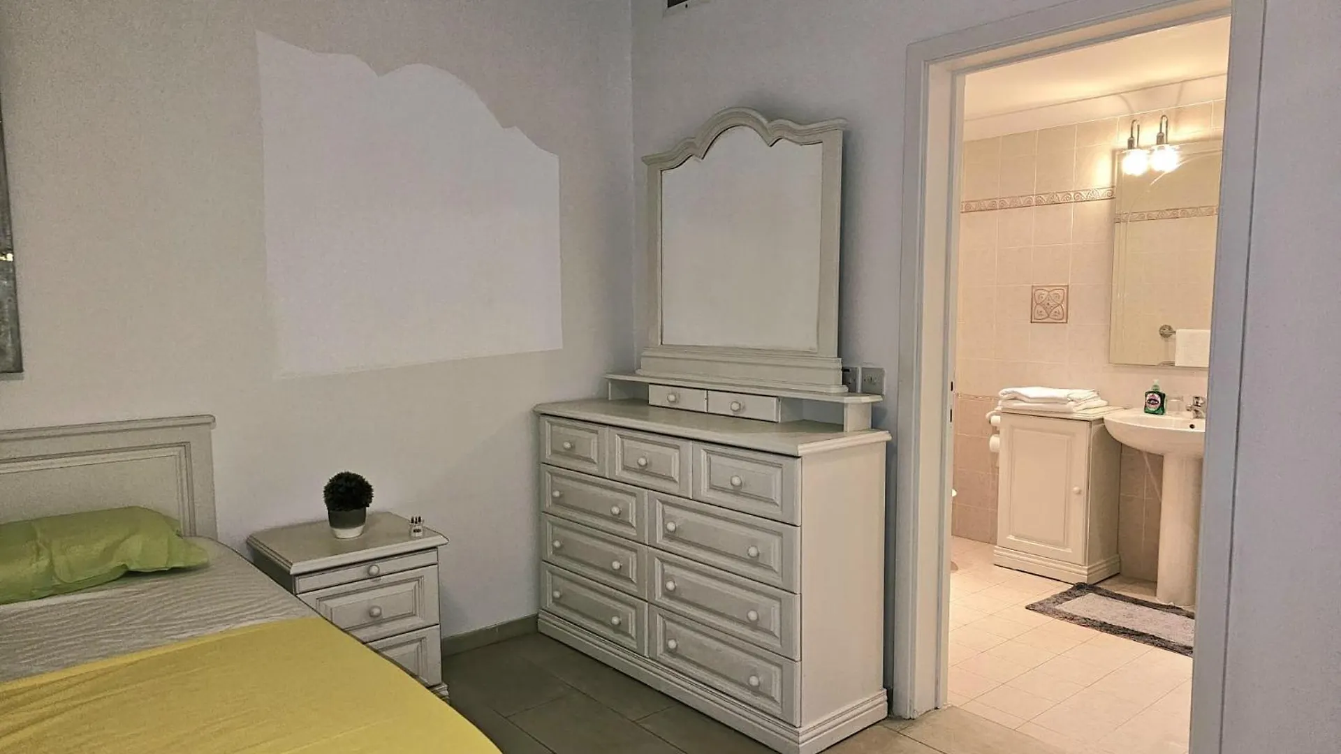 Luxury Apartment Near Hilton Resort Saint Julian's