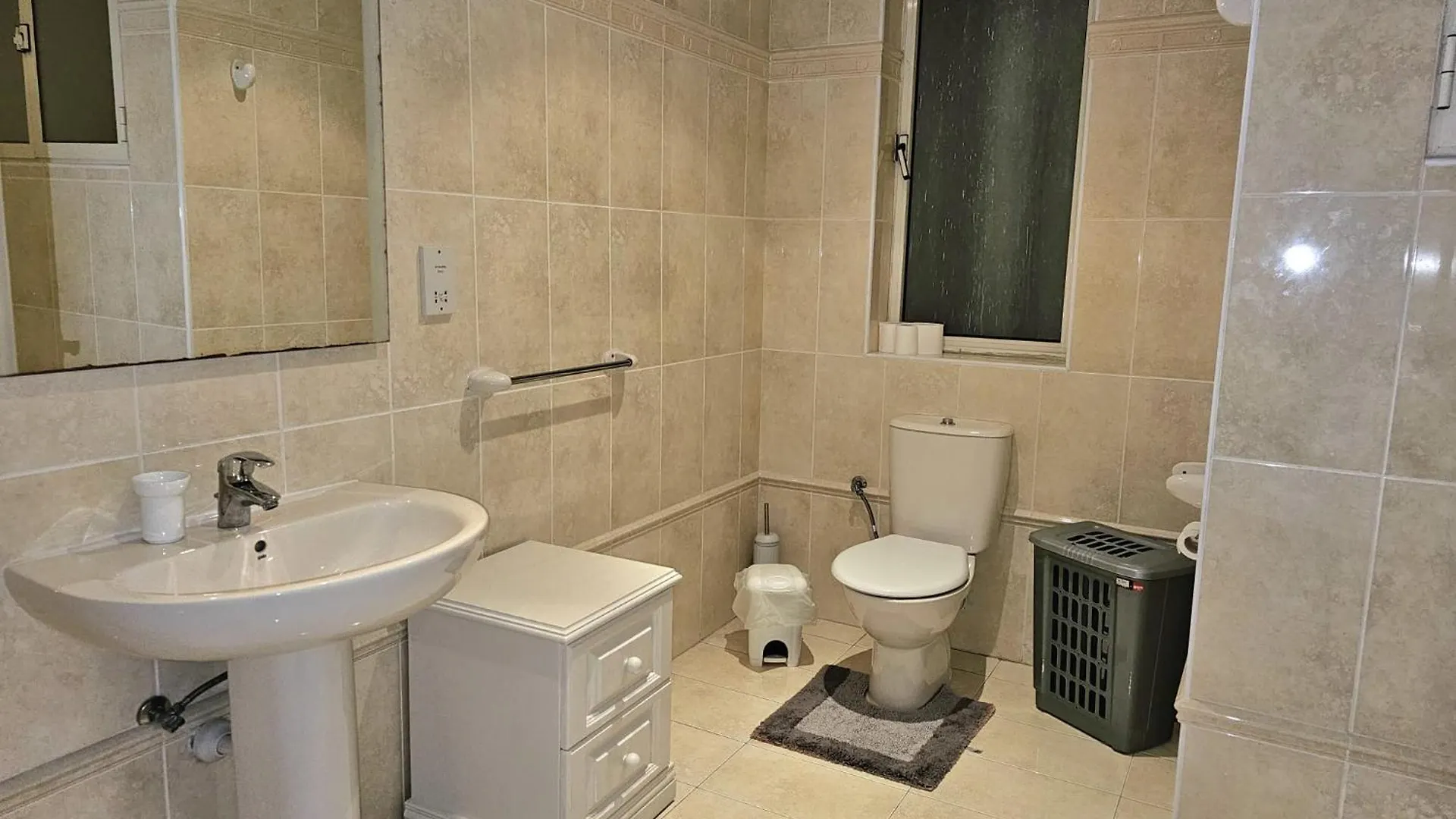 Luxury Apartment Near Hilton Resort Saint Julian's 0*,  马耳他
